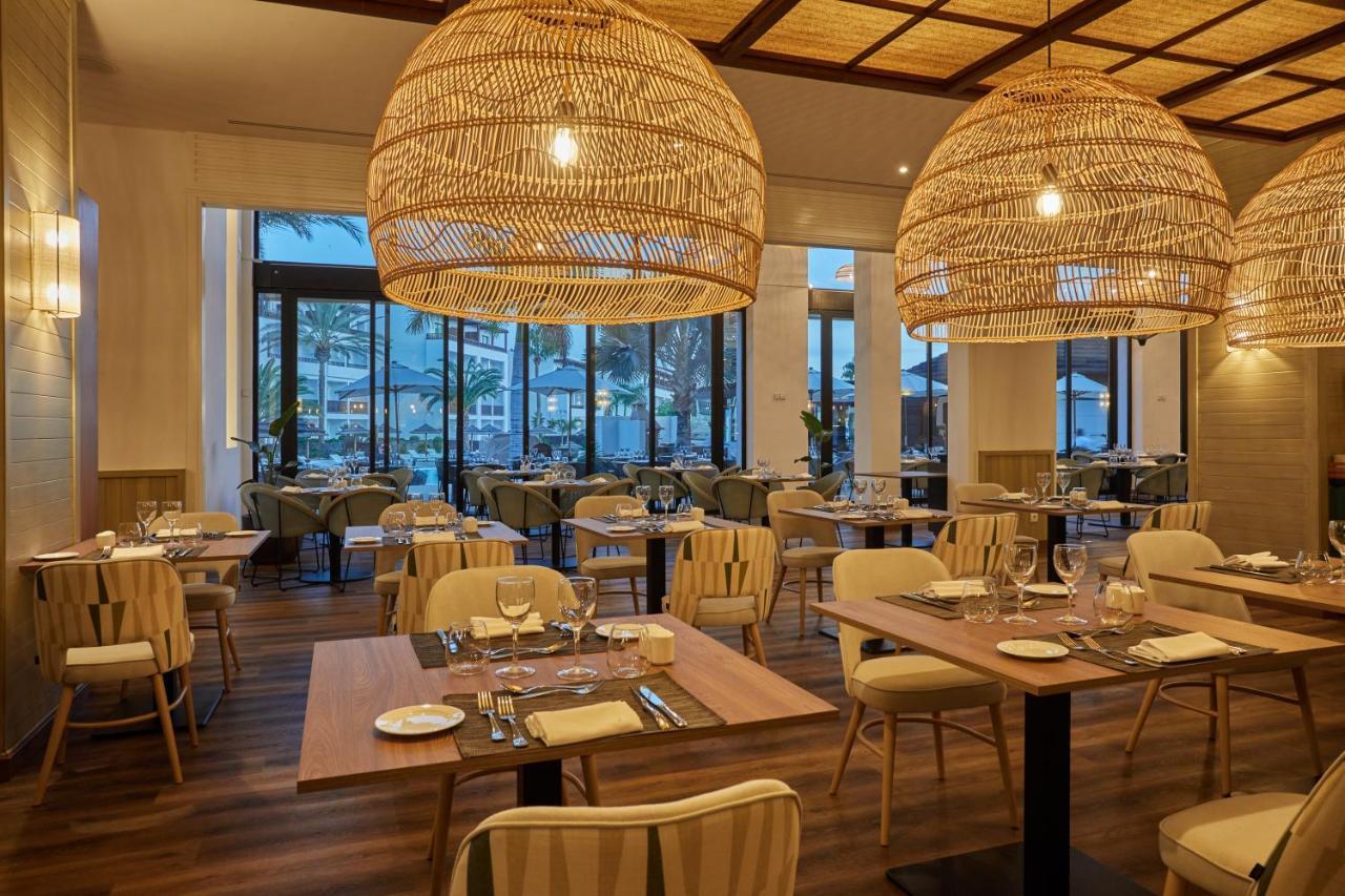 시크릿 란사로테 푸에르토카레로 외부 사진 The restaurant at the hotel