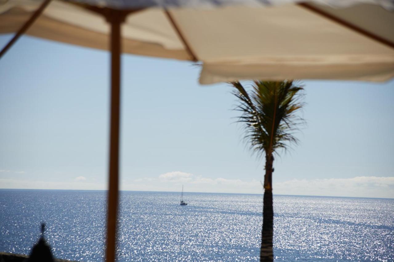 시크릿 란사로테 푸에르토카레로 외부 사진 View of the Mediterranean Sea from the hotel